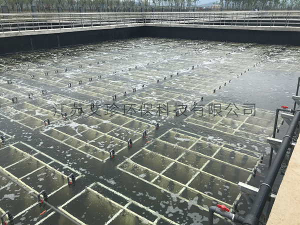 沉水風機在污水處理廠的MBR膜曝氣現(xiàn)場照片圖